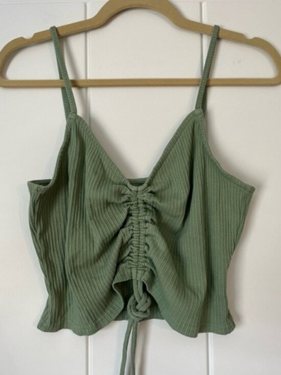 Tops - Crop Top